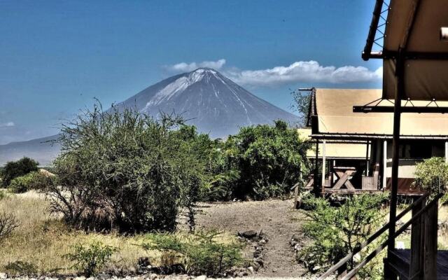 Africa Safari Lake Natron