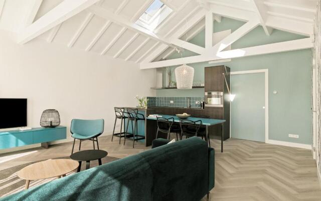 DRL45 Luxury apartment in the heart of Domburg