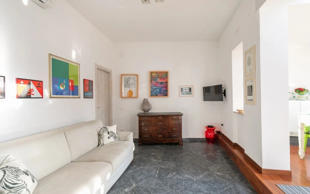 Wonder Two BR Apartment with Terrace