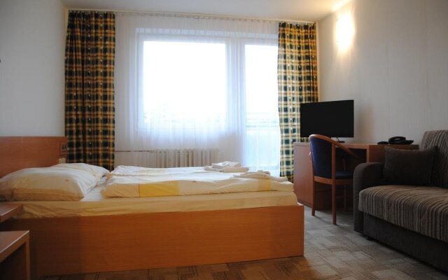 Hotel Slezan
