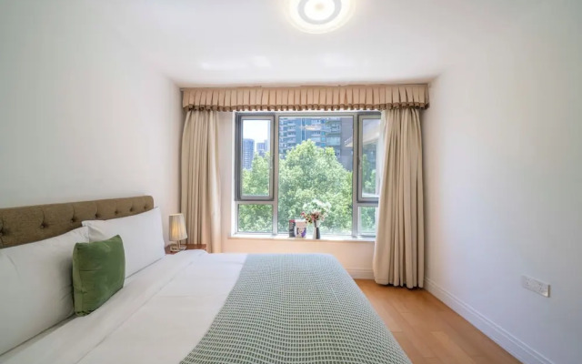 Tyms Stylish 3BR 2BA Apt Xujiahui Metro
