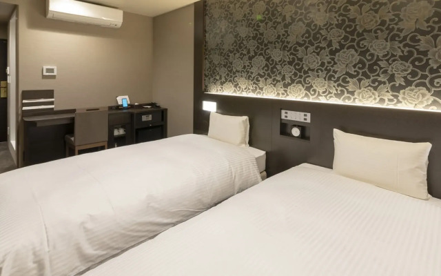 The B Namba-Kuromon	Hotel 
