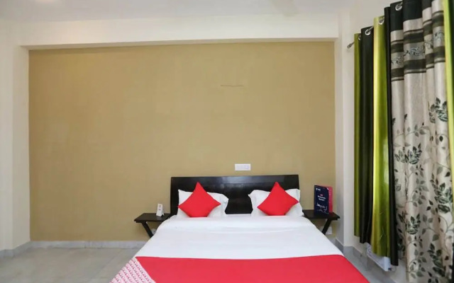 Lakshmi Residency By OYO Rooms