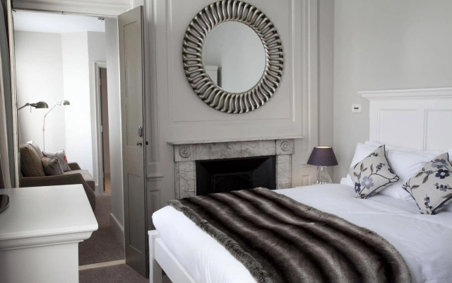 Vanbrugh House Hotel