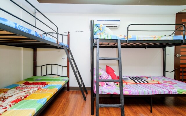 ZEN Hostel Quirino Ave. Malate