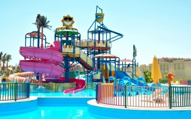 Apartment in Porto Sharm with Garden