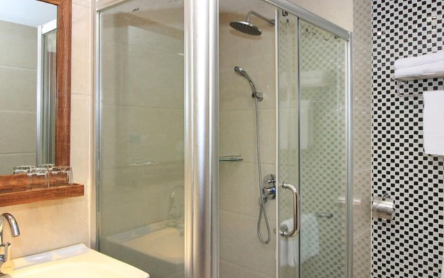 Vyluk Hotel Renmin 3rd Road Qingyuan