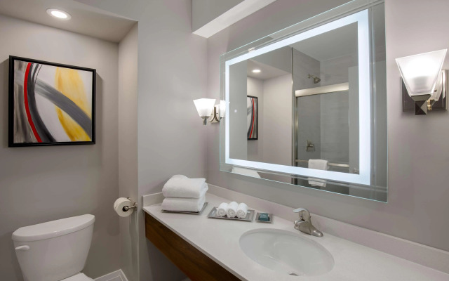 DoubleTree by Hilton Hotel London Ontario