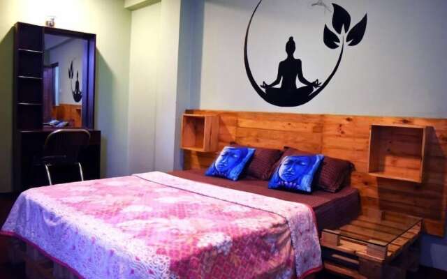 Hotel Yog - Hostel