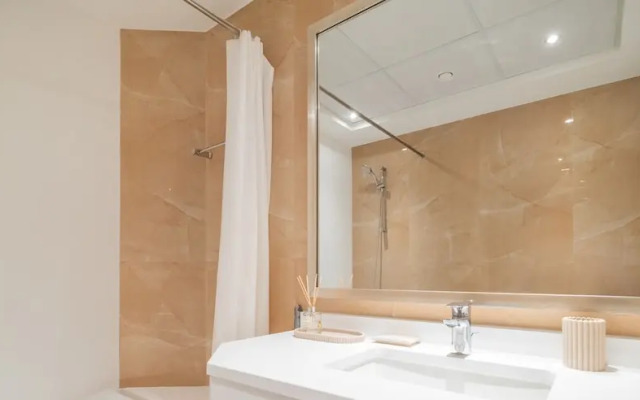 LUX Burj Khalifa Downtown View Studio 2