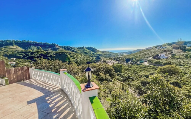 Stunning Private Villa With Sea Views, Pool, and Sun-drenched Terrace