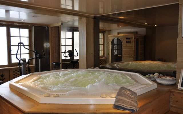 Les Roches Sweet Hotel & Spa