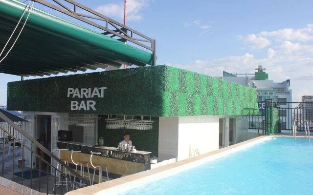 Pariat River Front Hotel