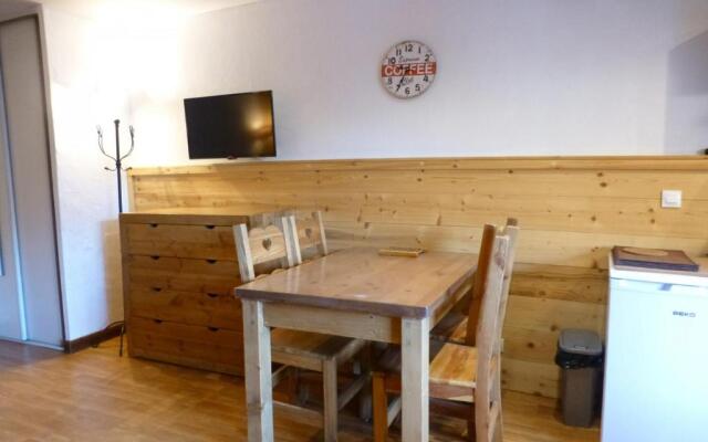 Studio Brides-les-Bains, 1 pièce, 4 personnes - FR-1-512-100