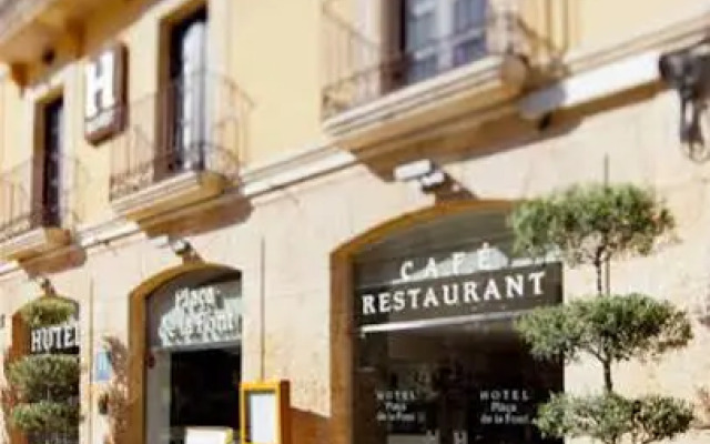 Plaça De La Font