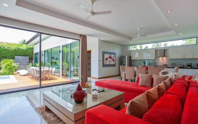 Blissful Stay at Grand Villa Tangerine