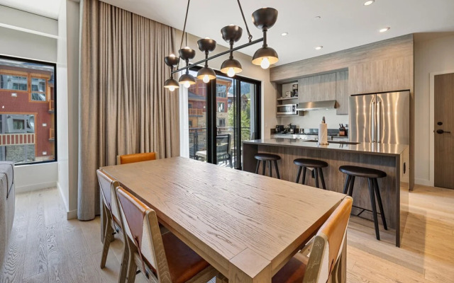 P Ndry 3206 in Park City