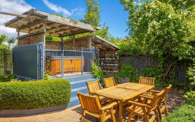Olde Mill House B&B & Bike Hire