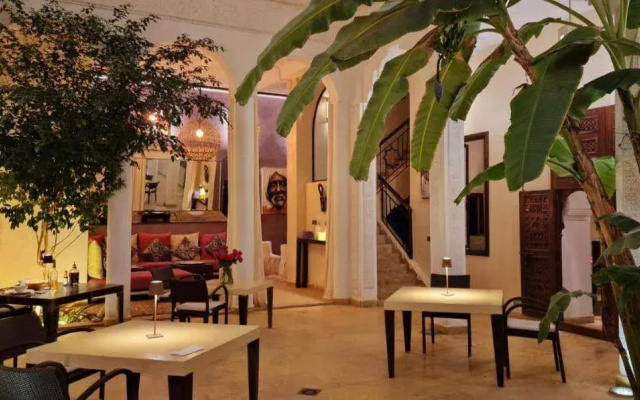 Riad Dar Tayib