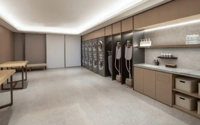 HanTing Hotel (Nantong University Zhongnan CBD)