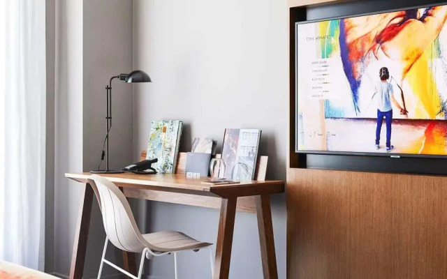 The Adnate Perth - Art Series