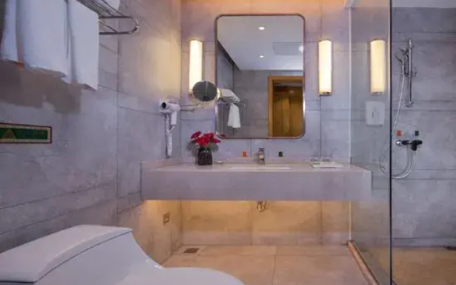 Vienna International Hotel (Wuyi Hushan)