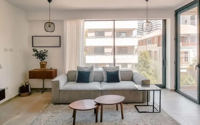 Geula Solaire in Tel Aviv-yafo
