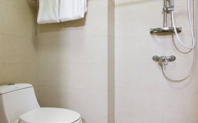 Lucky Hotel by Oyo Rooms