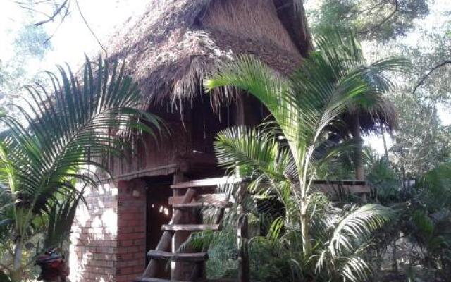 Kampot River Bungalow