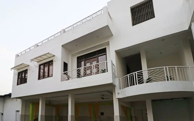 Oyo 26611 Anand Mangal Hotel