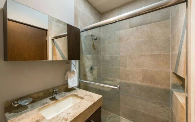 APARTAMENTO DE LUJO 5 min de 5ta y playa