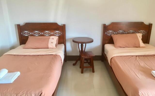Phumchan Place Hotel