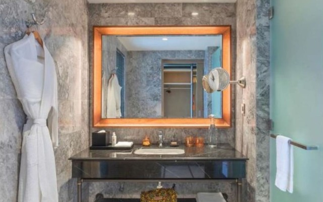 Gran Melia Red Level Deluxe City View