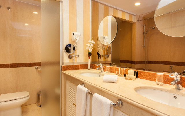 Guadalpin Suites