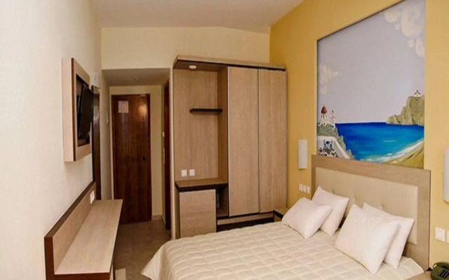 Amoopi Bay