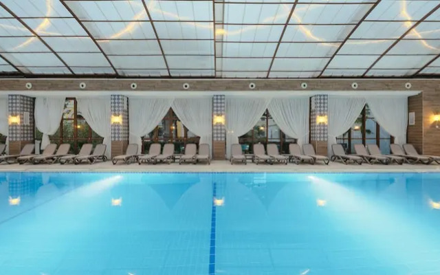 WOW Hotels