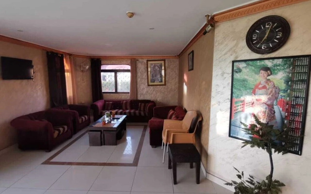 Alkarwan Hotel