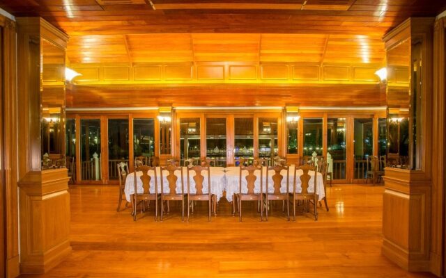 RK Riverside Resort & Spa