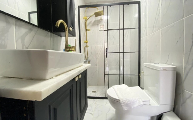 Redtentsuit in Stanbul