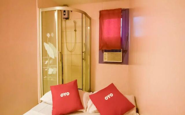 Oyo 790 Mango Inn