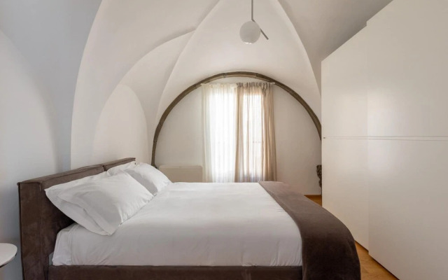 Santo Stefano 13 - Quadrilocale Elegante