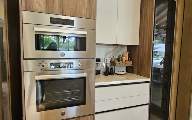 Luxurious 5BR Villa With bbq Pool in Casa de Campo