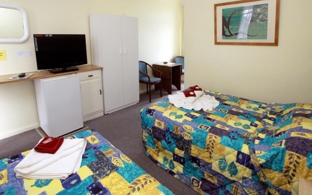 Norfolk Pine Motel – Guest Rooms – Merimbula