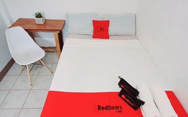 San Juanico Travellers Inn - RedDoorz