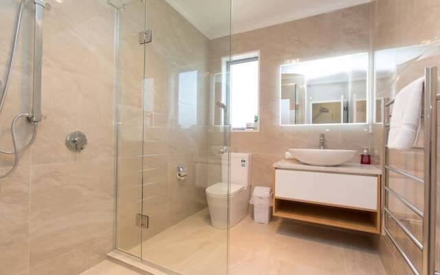 Super House 2 Bedroom