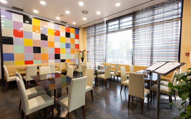 Hotel Las Artes