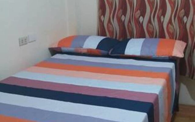 Budget Studio Unit in Makati