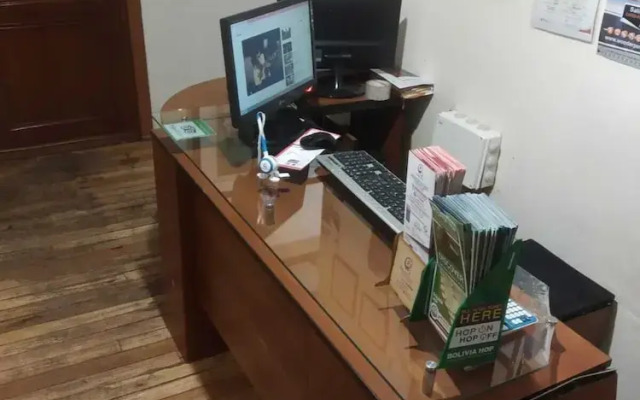 Feel at Home - Hostel