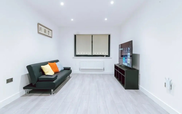 Inviting 1 Bed Apartment in Purley