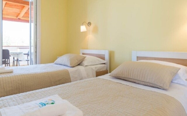 Jope - 60 m From Beach - A2